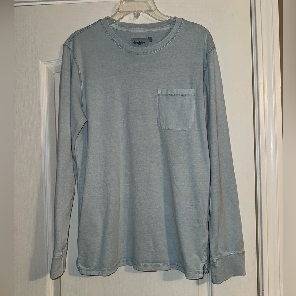 Light blue good fellow men’s long sleeve tshirt with pocket from target